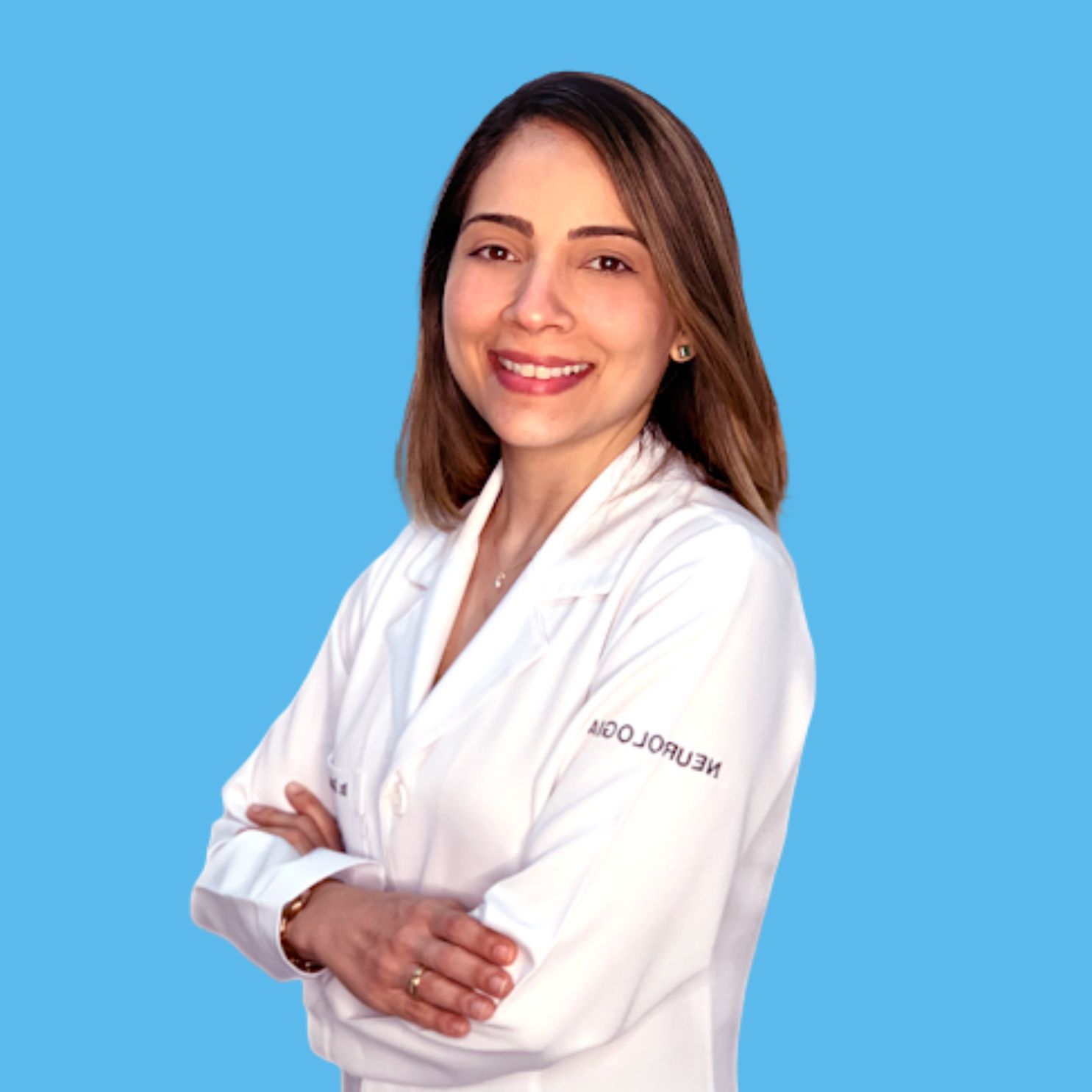 Fellowship em Monitorização Neurofisiológica Intraoperatória na Duke University Medical Center; Membro Titular da Sociedade Brasileira de Neurofisiologia Clínica e Membro Titular da Academia Brasileira de Neurologia; Mestrado em Neurologia pela Faculdade de Medicina de Ribeirão Preto - USP; Especialização em Neurofisiologia Clínica pelo Hospital das Clínicas da Faculdade de Medicina de Ribeirão Preto - USP; Especialização em Doenças Neuromusculares, Neuroimunologia e Neurogenética pelo Hospital das Clínicas da Faculdade de Medicina de Ribeirão Preto - USP; Residência Médica em Neurologia pelo Hospital das Clínicas da Faculdade de Medicina de Ribeirão Preto - USP;  Graduação em Medicina pela Universidade Federal do Amazonas (UFAM).